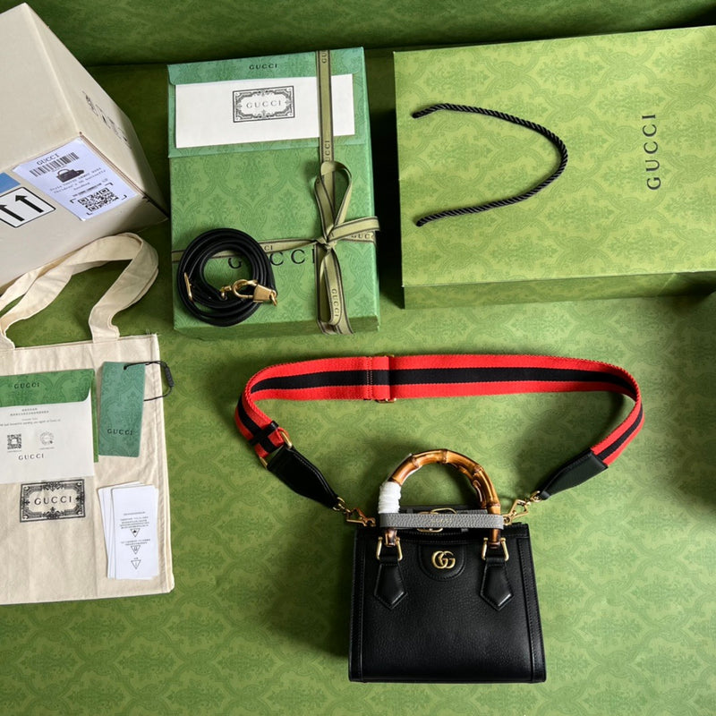 Bolsa Gucci Diana Mini Tote