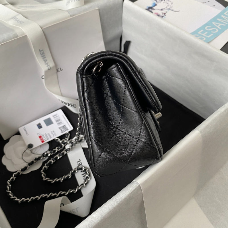 Bolsa Chanel Classic Double Flap Preta