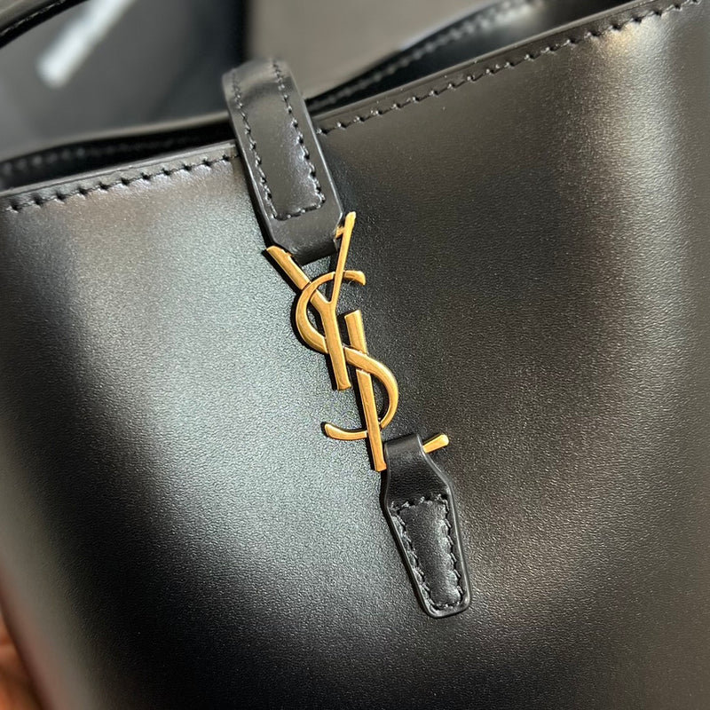 Bolsa Saint Laurent LE 37 Pequena