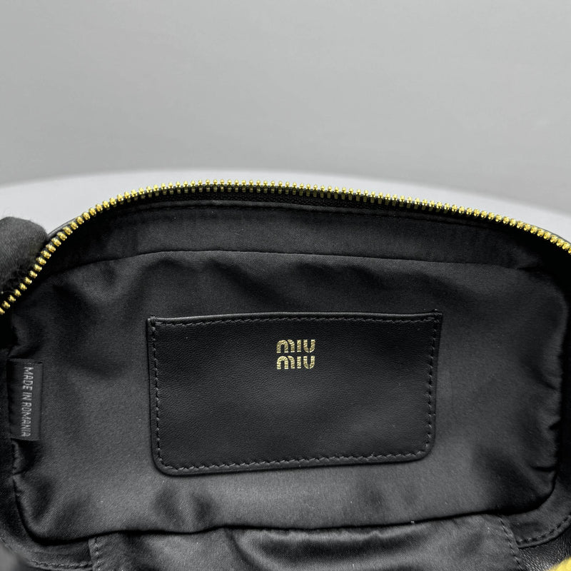 Bolsa Miu Miu Arcadie Mini em Couro Napa Matelassê