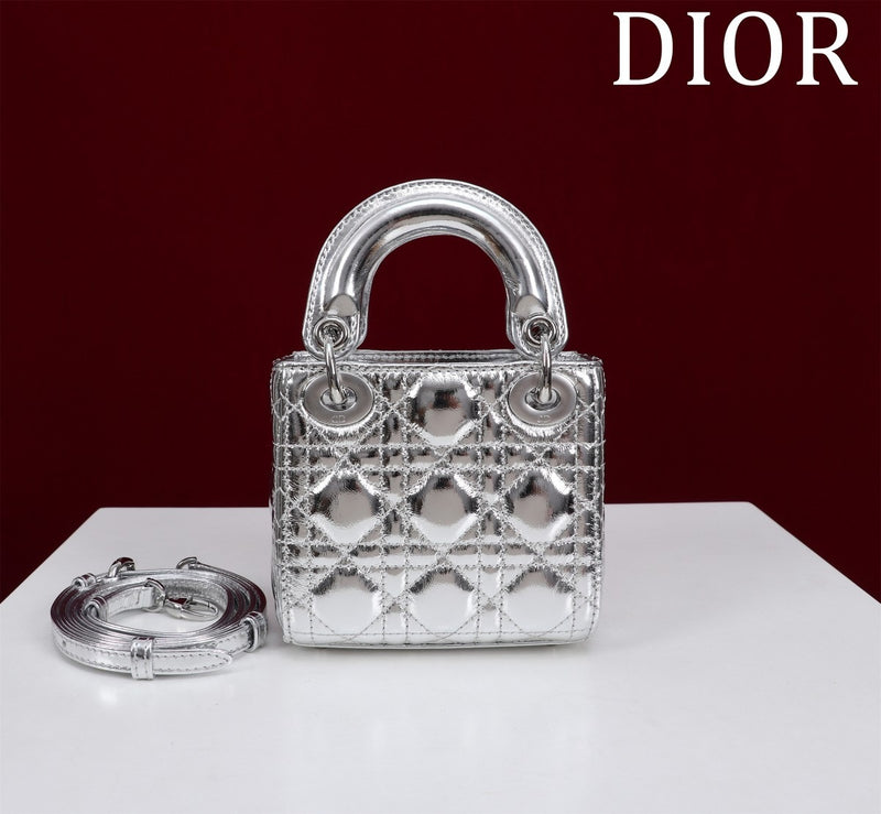 Bolsa Lady Dior Míni Metálico Prata