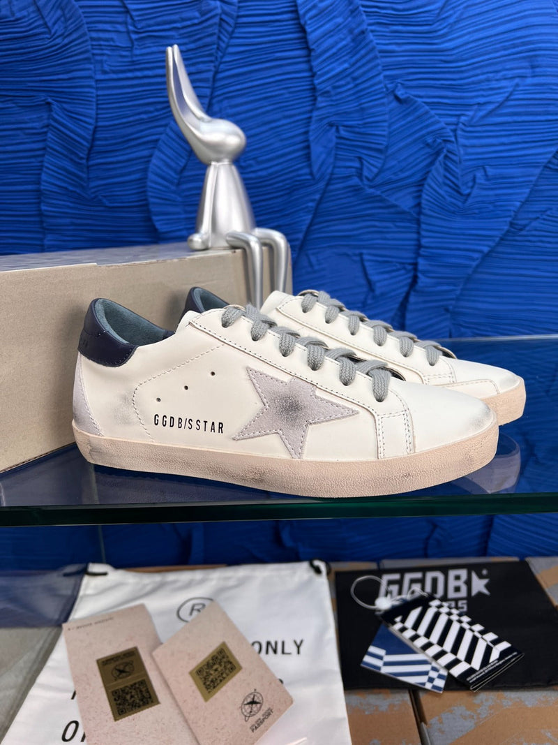 Tênis Modelo Golden Goose Super-Star