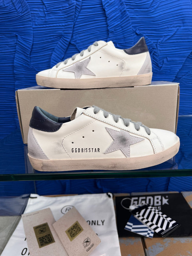 Tênis Modelo Golden Goose Super-Star