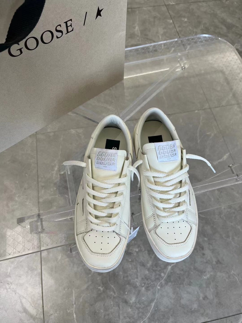 Tênis Modelo Golden Goose Stardan