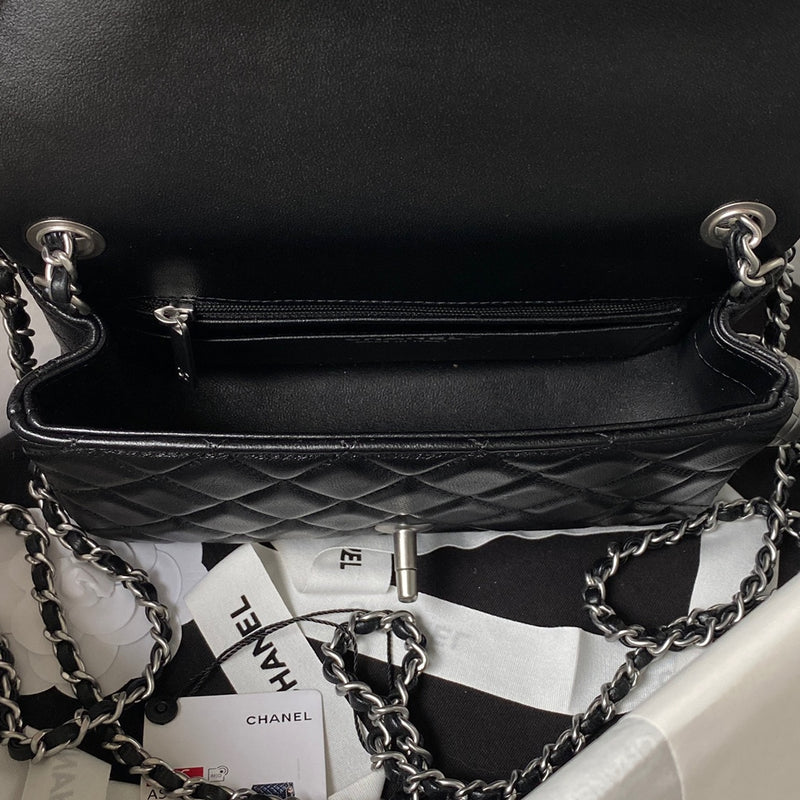 Bolsa Chanel Classic Double Flap Preta