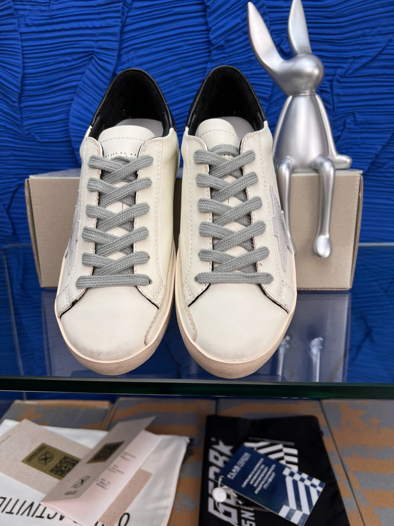 Tênis Modelo Golden Goose Super Star