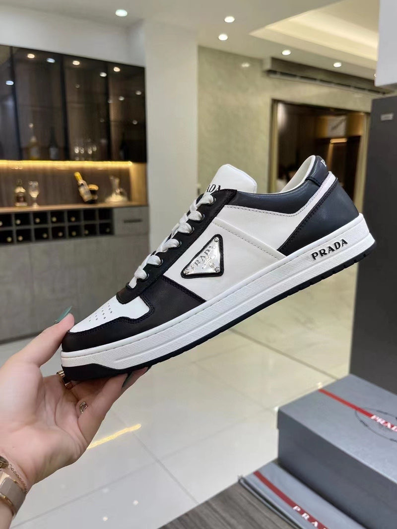 Sneaker Modelo Prada