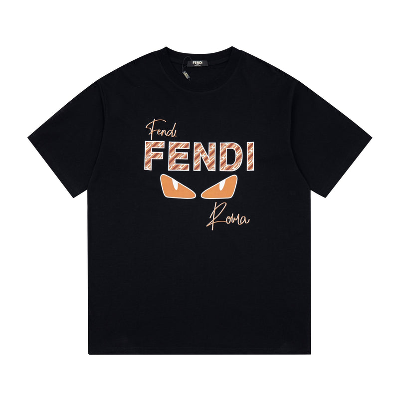 Camiseta Modelo Fendi