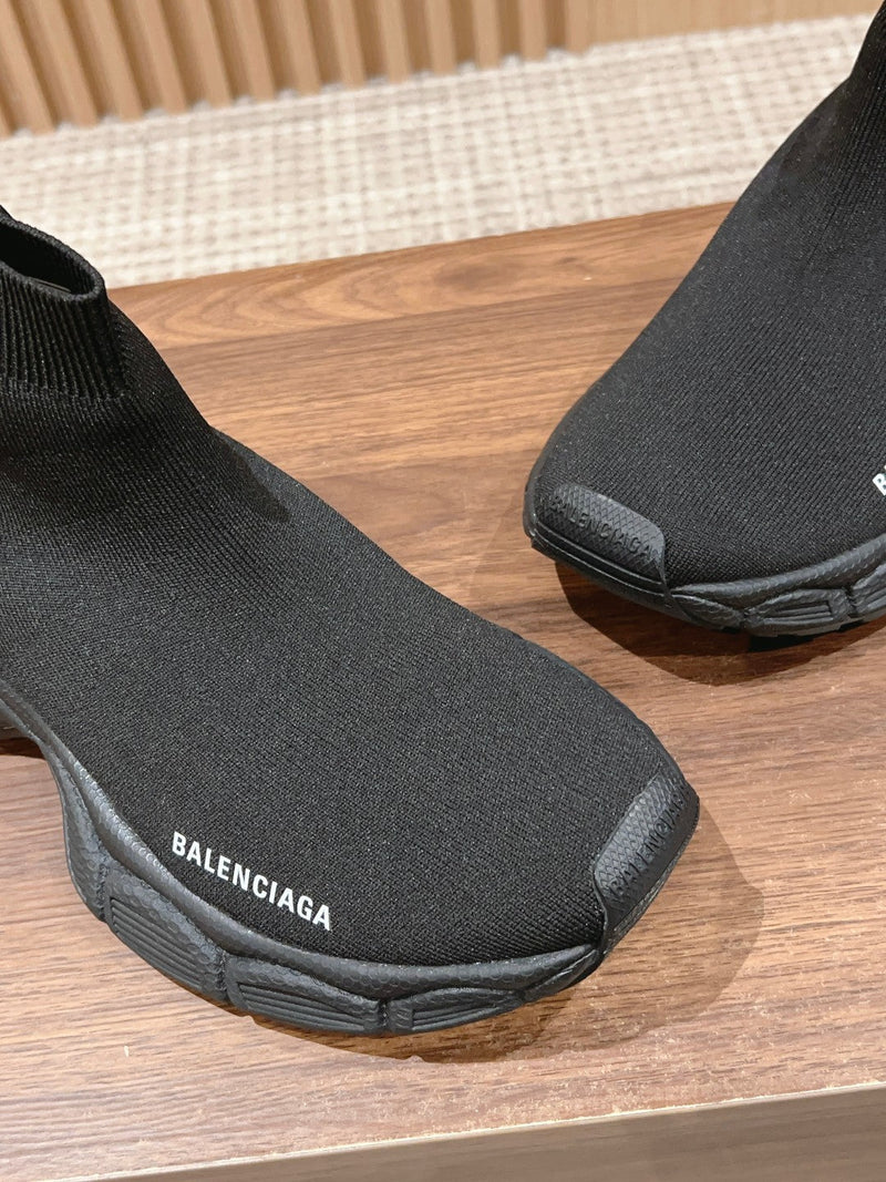 Tênis Modelo Balenciaga Corrida