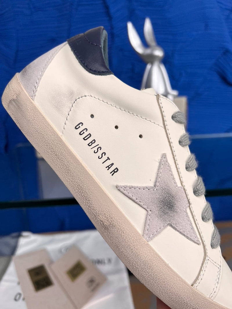 Tênis Modelo Golden Goose Super-Star