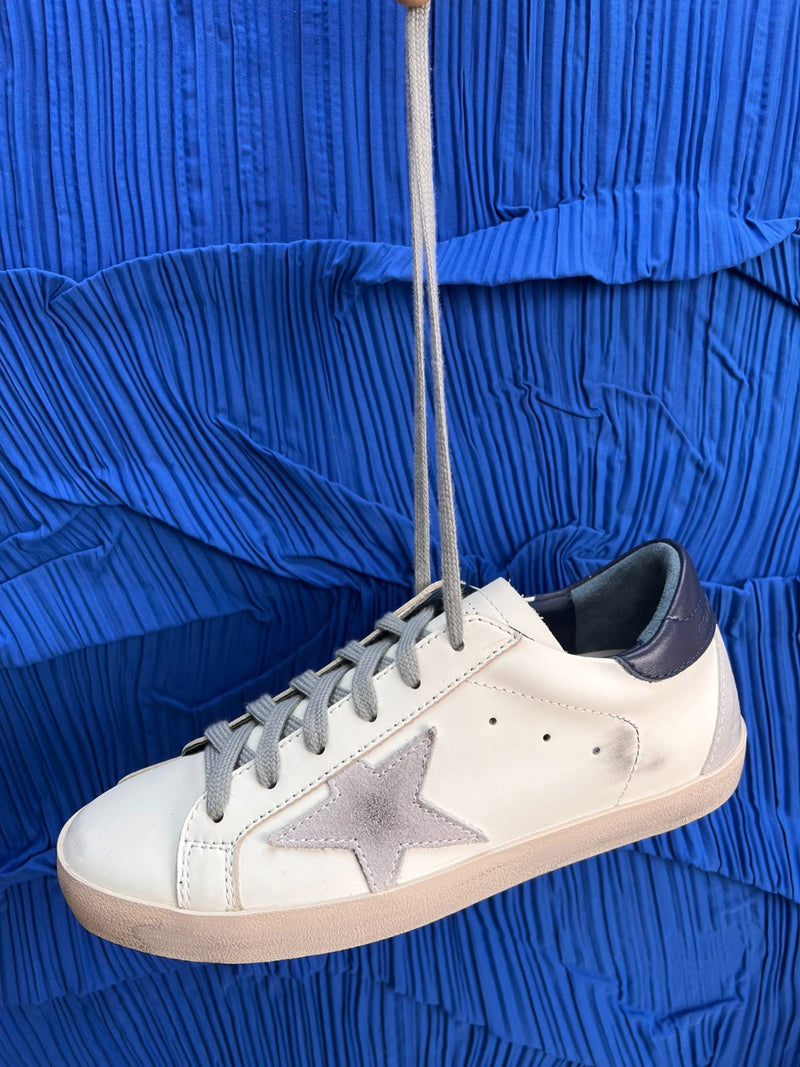 Tênis Modelo Golden Goose Super-Star