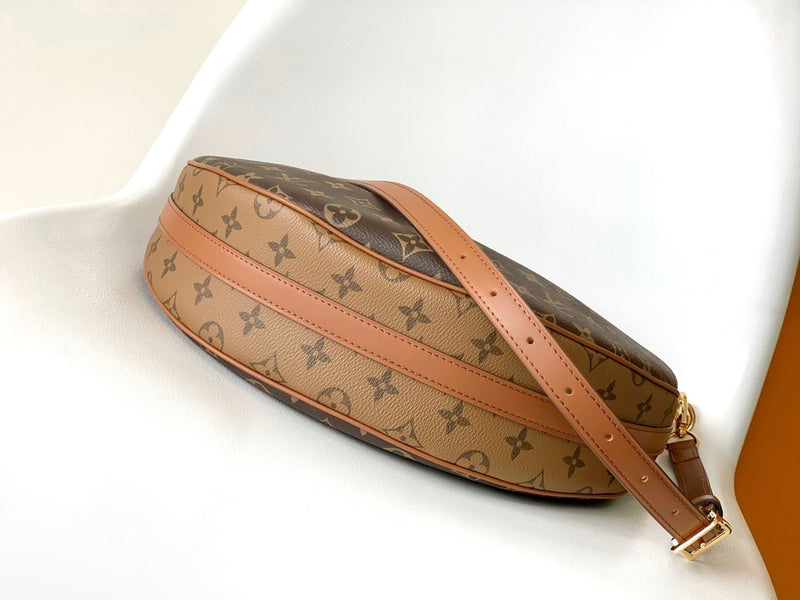 Bolsa Modelo Louis Vuitton Hobo Loop