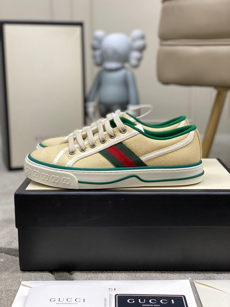 Sneaker Modelo Gucci Tennis 1977