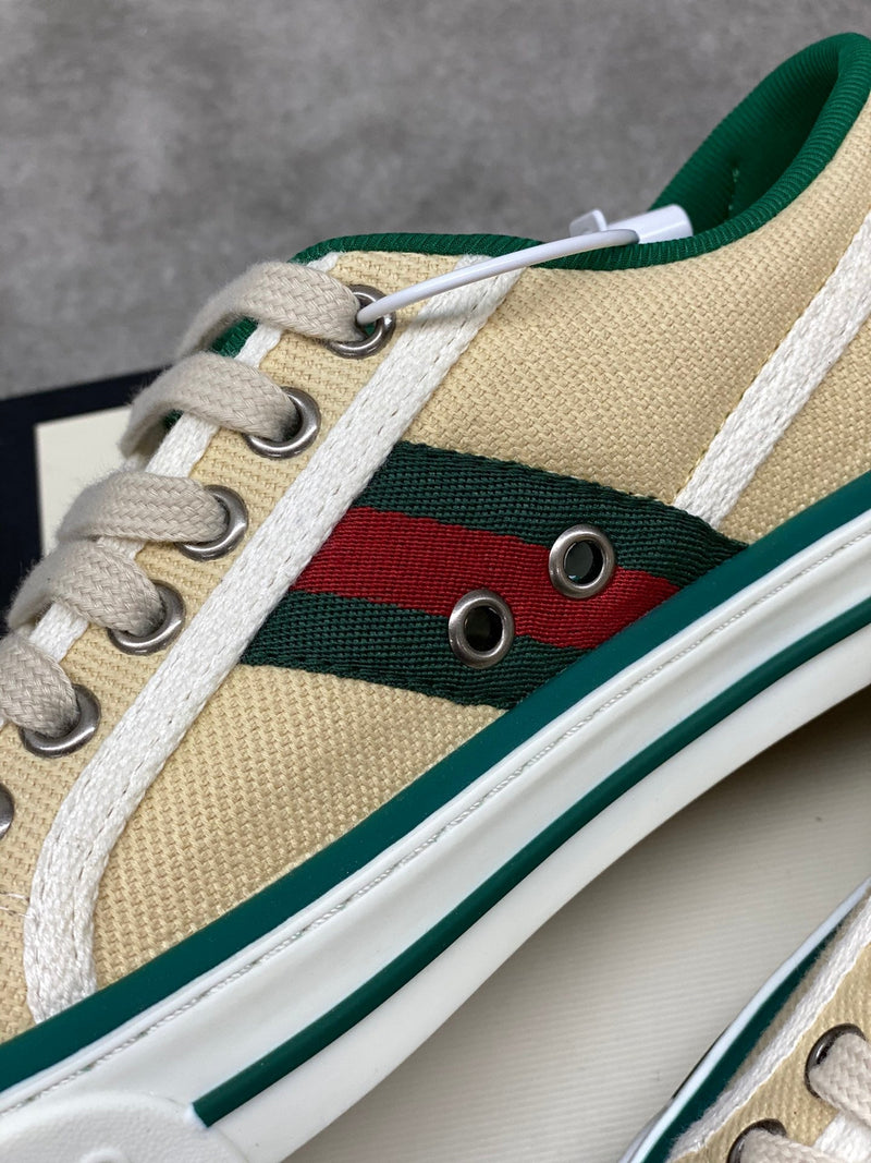 Sneaker Modelo Gucci Tennis 1977