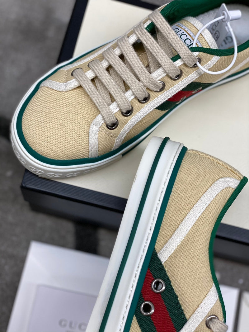 Sneaker Modelo Gucci Tennis 1977