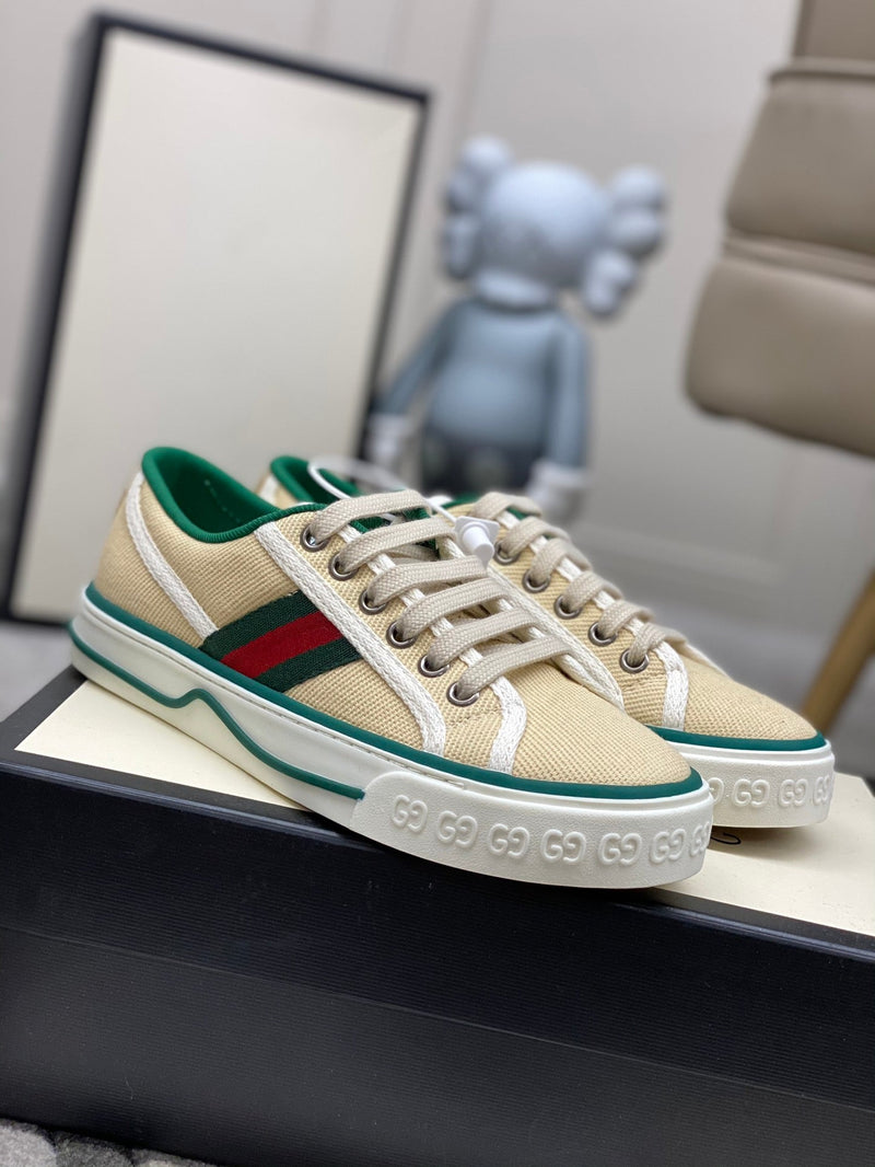 Sneaker Modelo Gucci Tennis 1977