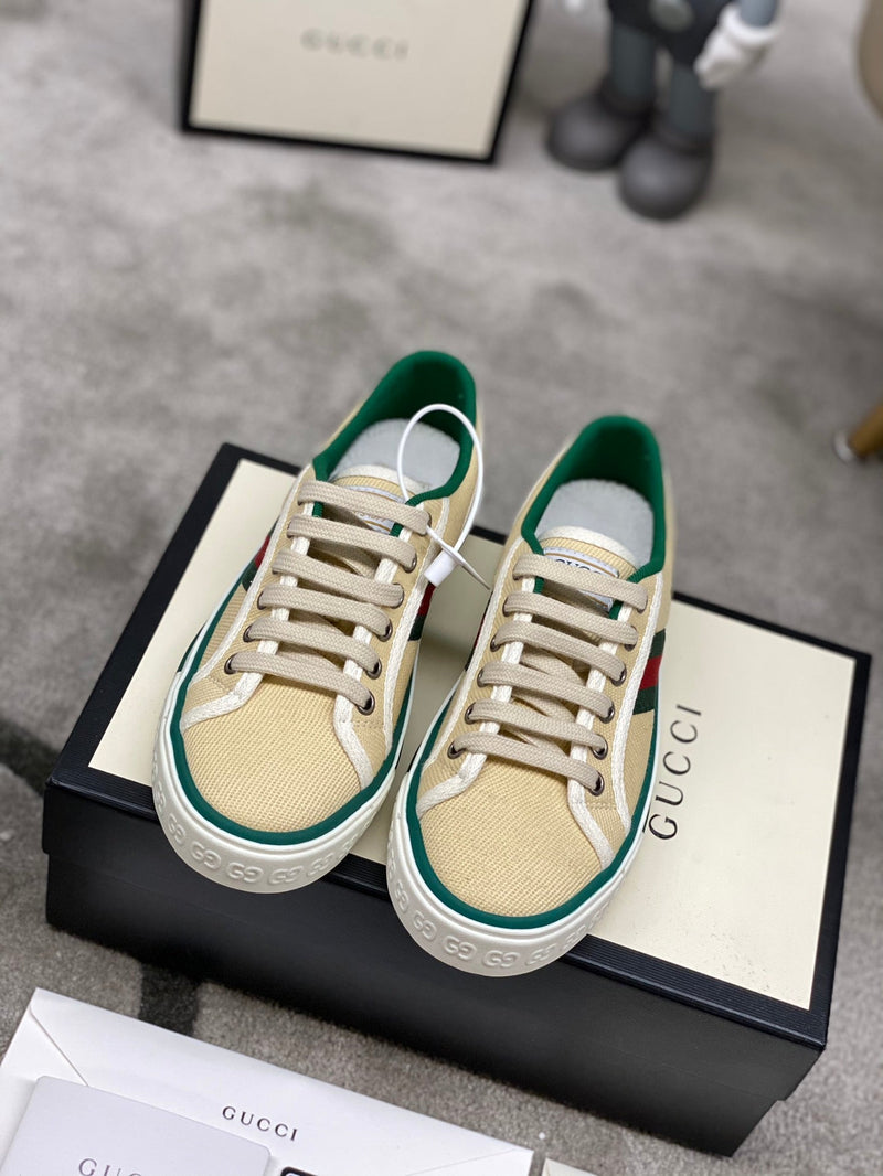 Sneaker Modelo Gucci Tennis 1977