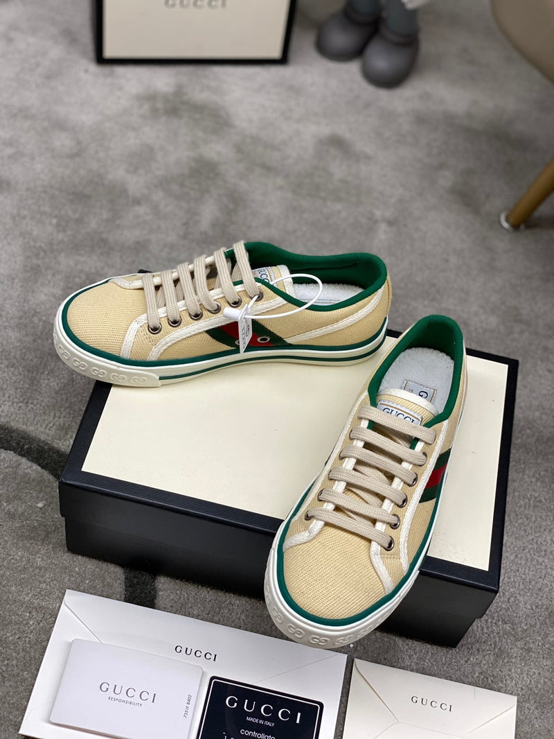 Sneaker Modelo Gucci Tennis 1977