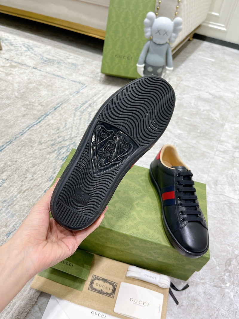 Sneaker Modelo Gucci Ace com Bordado