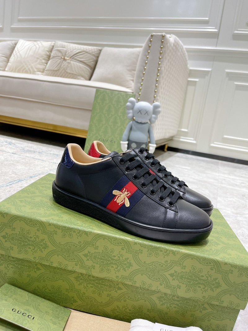 Sneaker Modelo Gucci Ace com Bordado