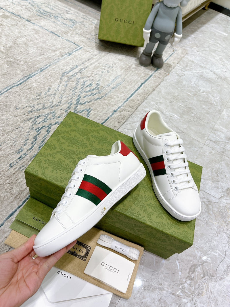 Sneaker Modelo Gucci Cat