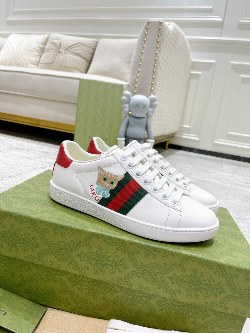 Sneaker Modelo Gucci Cat