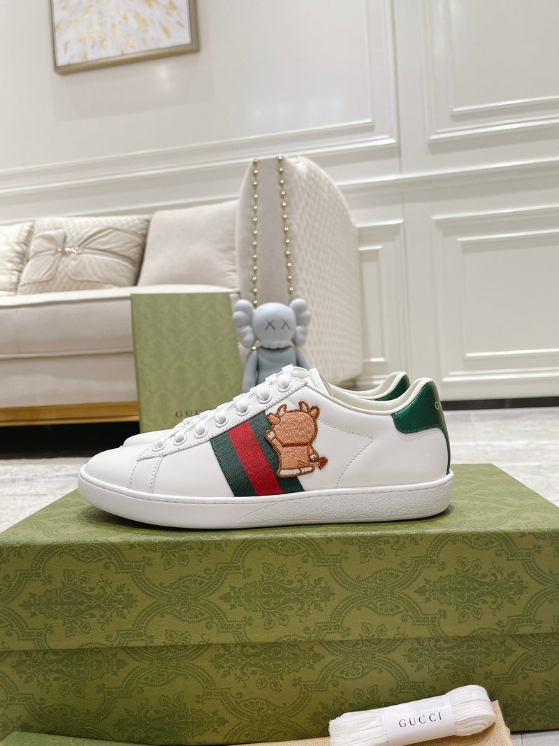 Tênis Modelo Gucci X Doraemon