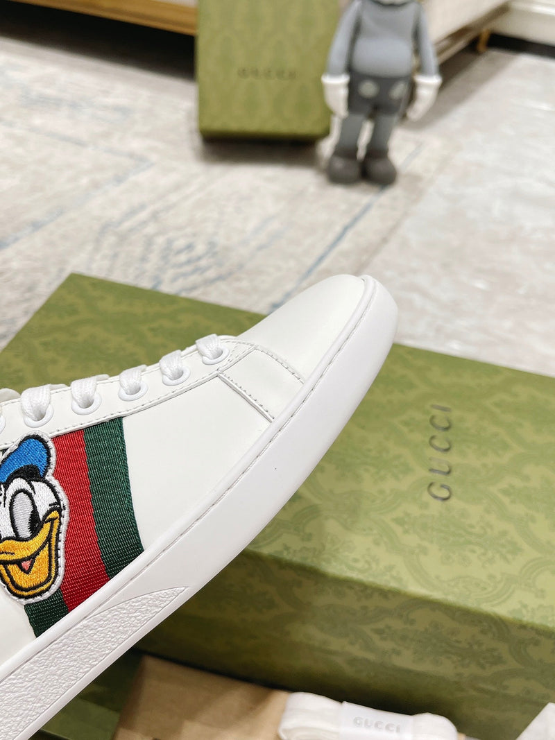 Sneaker Modelo Gucci Pato Donald