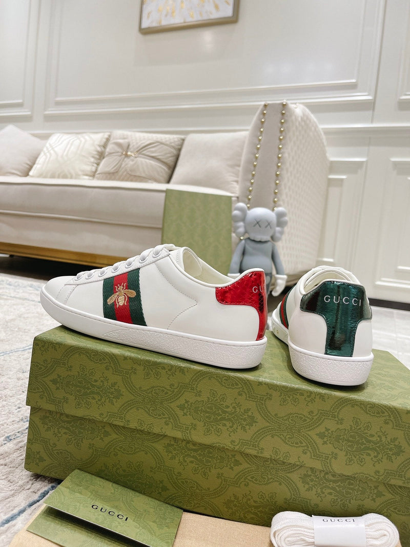 Sneaker Modelo Gucci Ace com Bordado