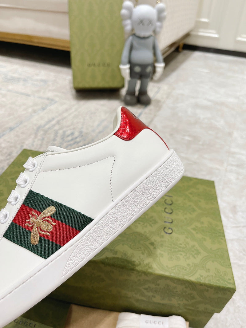 Sneaker Modelo Gucci Ace com Bordado