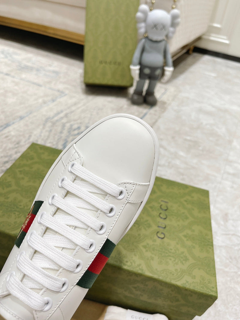 Sneaker Modelo Gucci Ace com Bordado