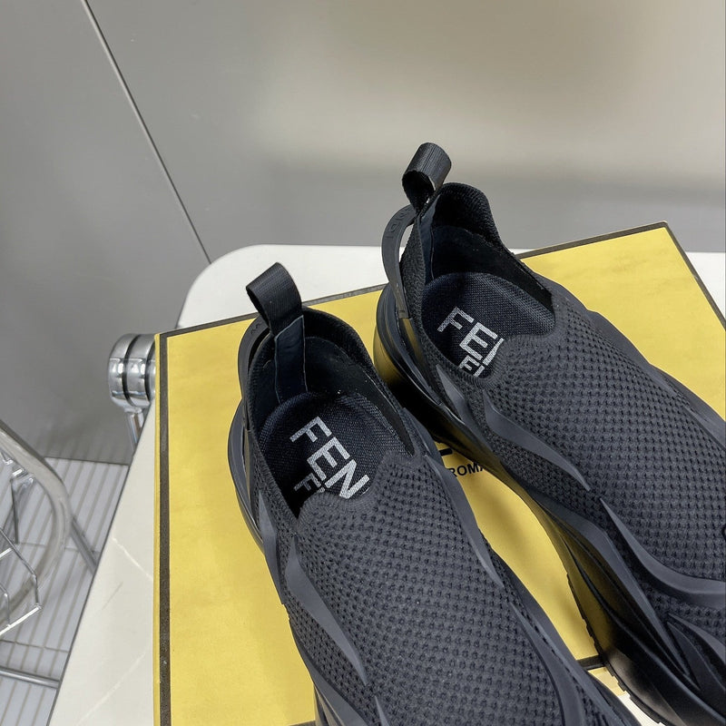 Sneaker Modelo Fendi