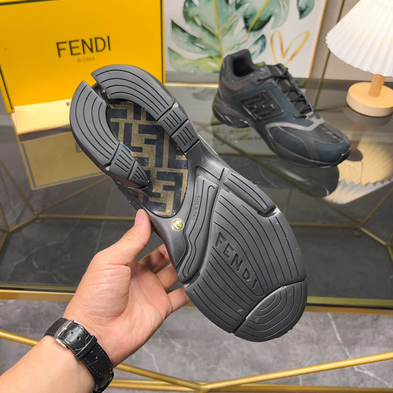 Sneaker Modelo Fendi