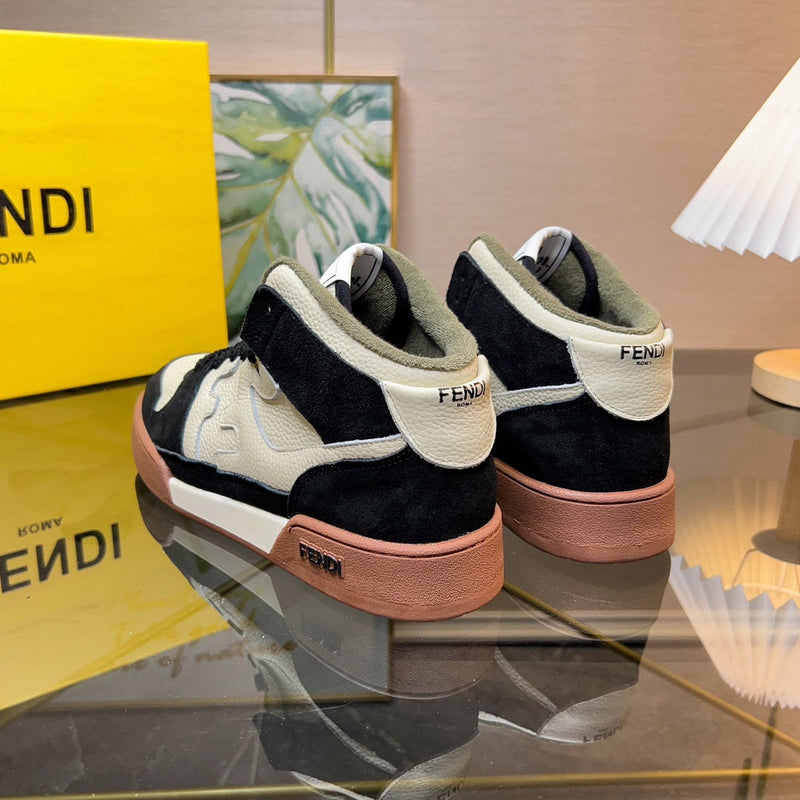 Sneaker Modelo Fendi