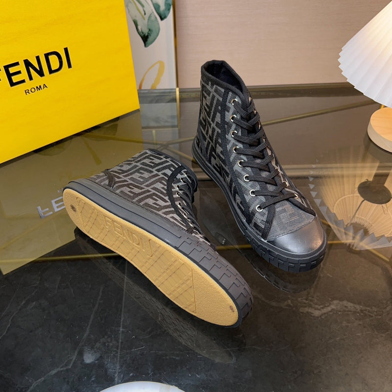 Sneaker Modelo Fendi