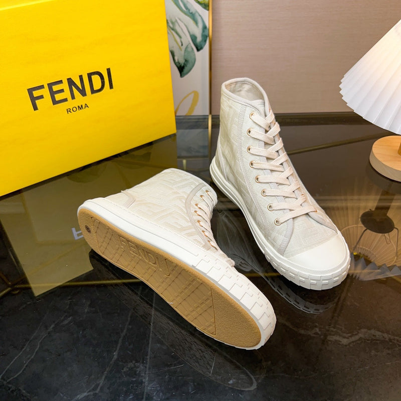 Sneaker Modelo Fendi