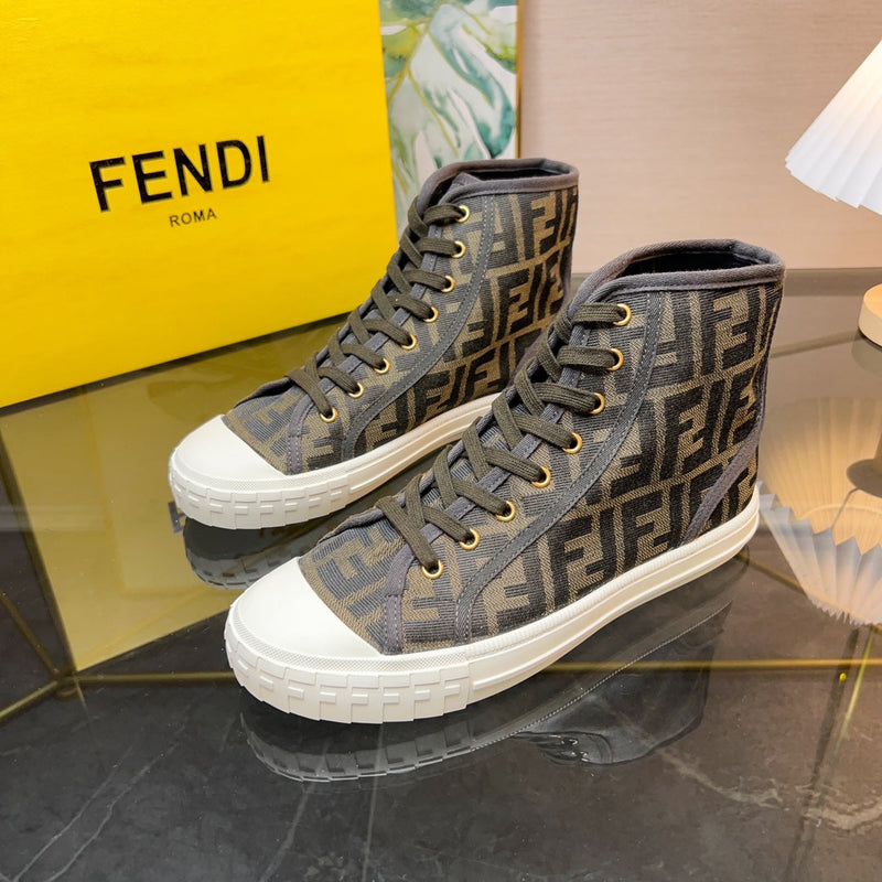 Sneaker Modelo Fendi