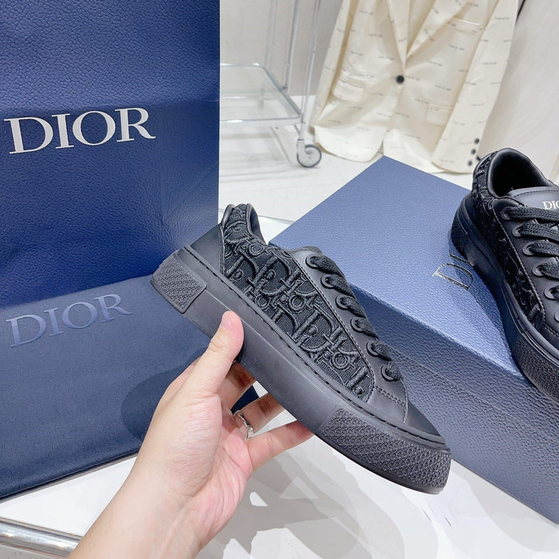 Tênis Modelo Dior