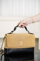 Bolsa Chanel Grande com Aba e Alça Superior