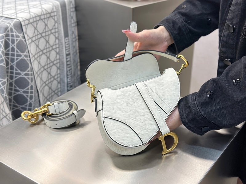 Bolsa Dior Saddle Míni com Alça