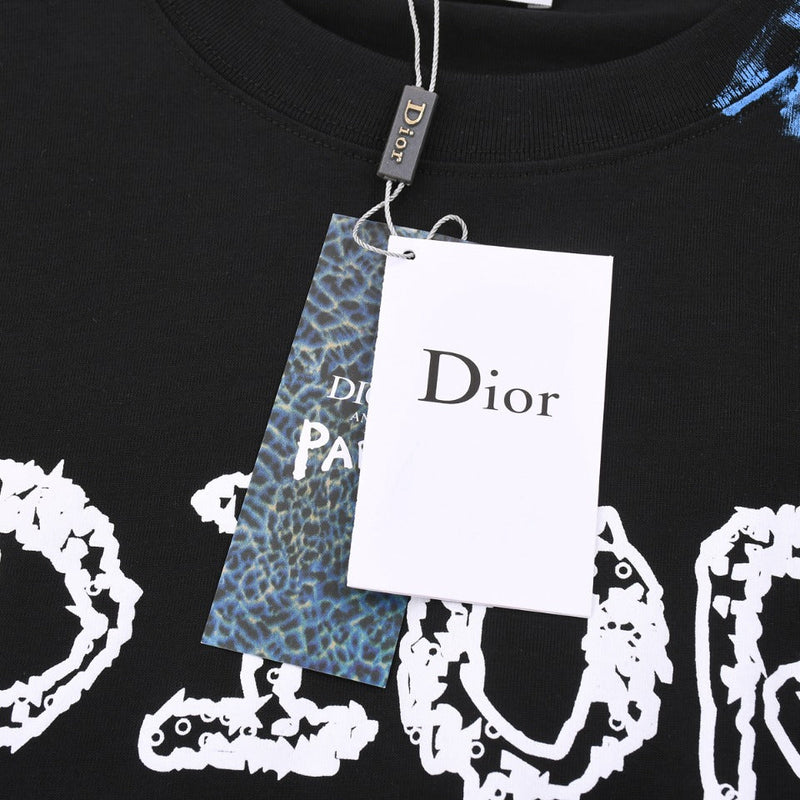 Camiseta Modelo Dior