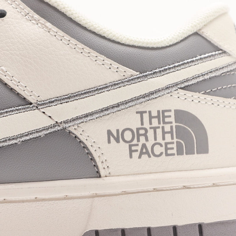 Sneaker Modelo Nike x The North Face