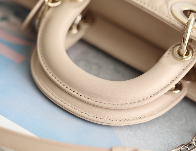 Bolsa Lady D-Joy Pequena Dior