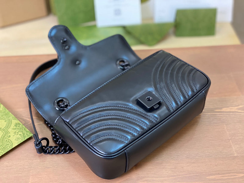 Bolsa Gucci Marmont Média e Grande