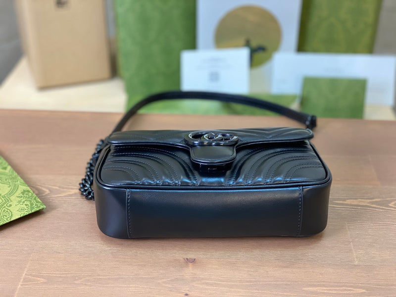 Bolsa Gucci Marmont Média e Grande