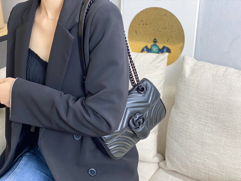 Bolsa Gucci Marmont Média e Grande