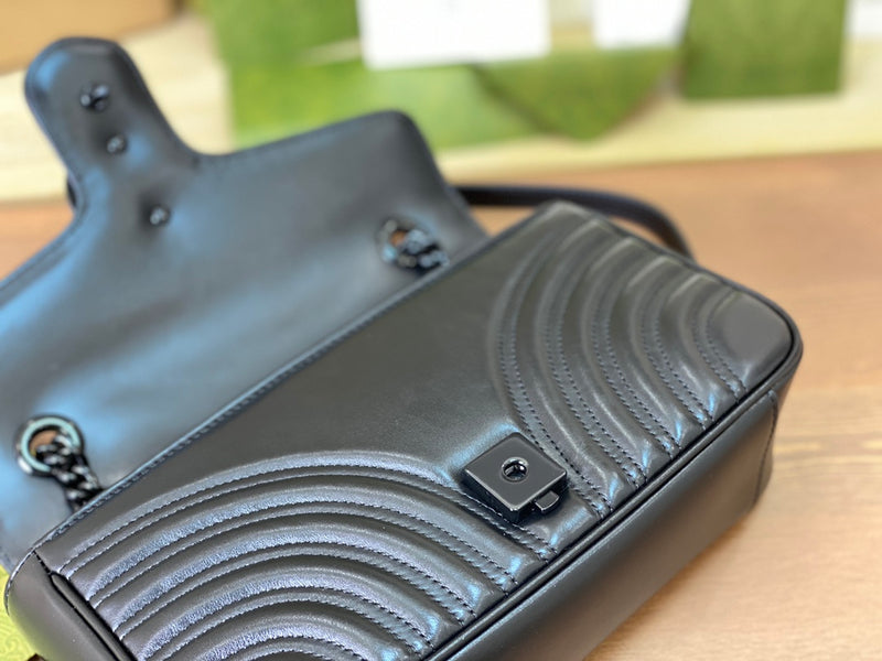 Bolsa Gucci Marmont Média e Grande