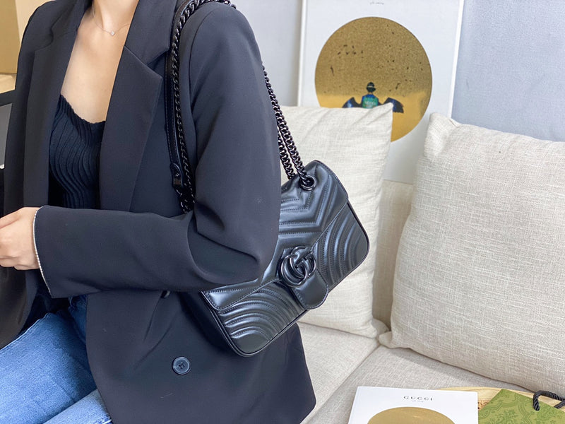 Bolsa Gucci Marmont Média e Grande