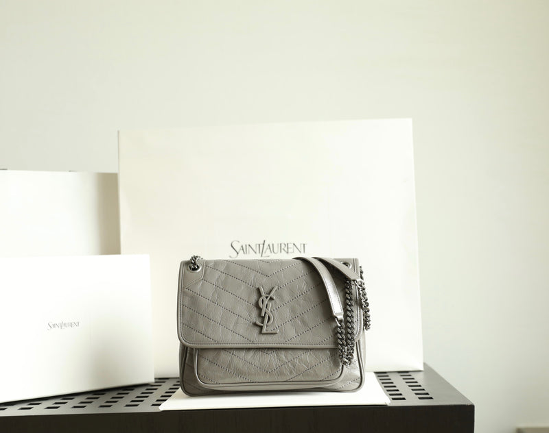 Tamanho Saint Laurent