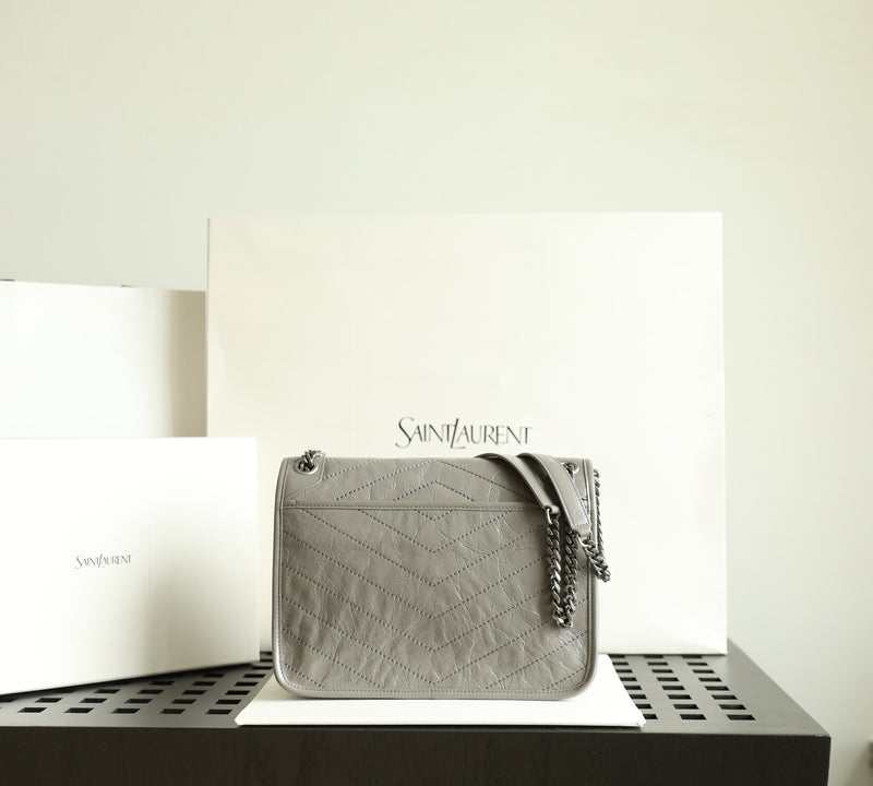 Tamanho Saint Laurent